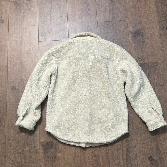 H&M Teddy Jacket - Picture 3 of 8